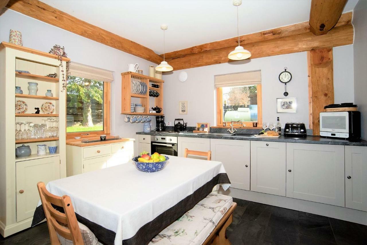 Rowanlea Lodge With Hot Tub Marykirk المظهر الخارجي الصورة